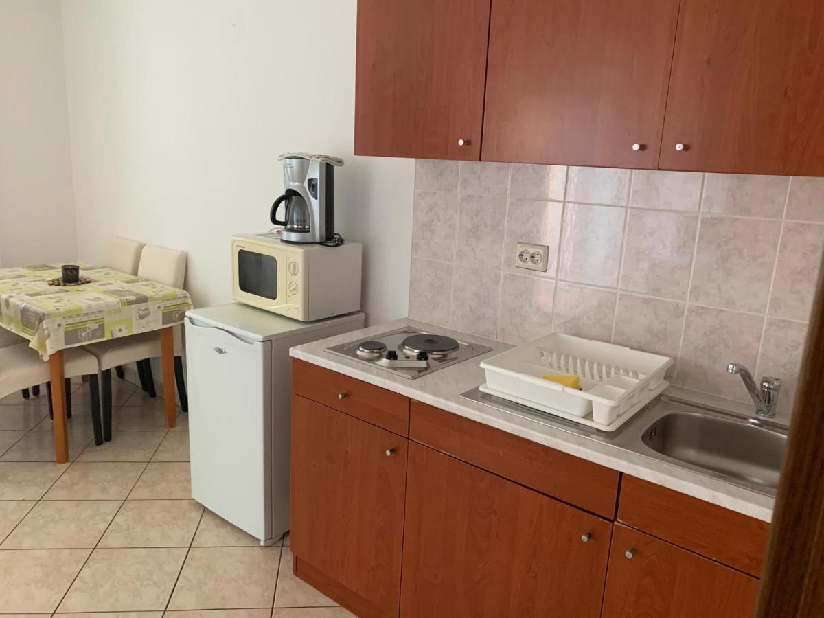 Sobe I Apartmani Til Crikvenica Exterior photo